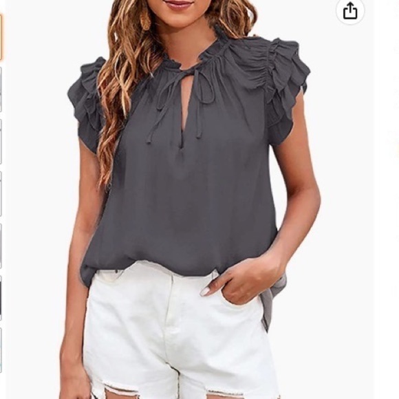 Nwot flutter sleeve top - Picture 1 of 7
